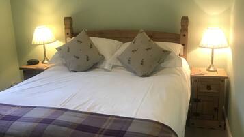 コテージ ダブルベッド 1 台ソファーベッド付き | 1 室のベッドルーム、デスク、アイロン / アイロン台、WiFi (無料)