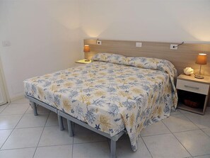 Apartment, 3 Bedrooms | 2 bedrooms, cribs/infant beds - Best Primo Piano (Comacchio)