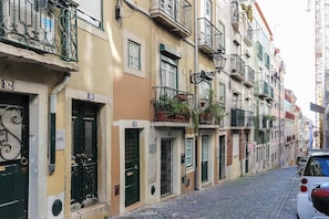 Exterior - Bairro Alto Experience by Homing (Lisbon)