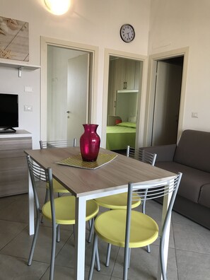 In-room dining - Tigli Piano Primo (Comacchio)