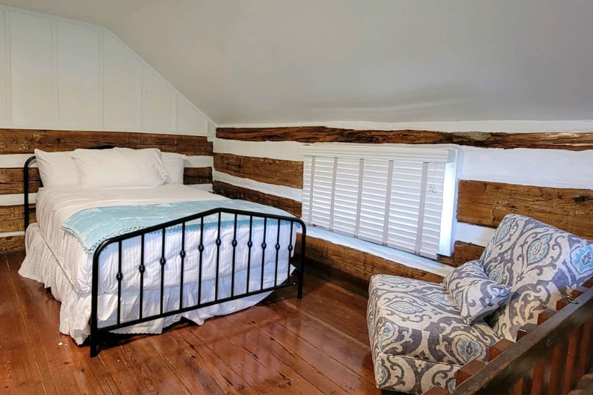 Historic Farmhouse Suite 1 | Individually decorated, individually furnished, laptop workspace