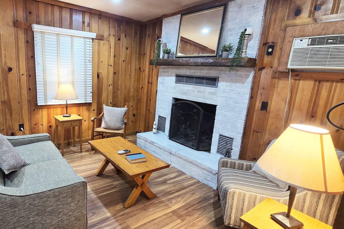 Televisión de pantalla plana de 36 pulgadas con canales vía satélite