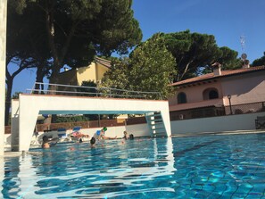 Seasonal outdoor pool