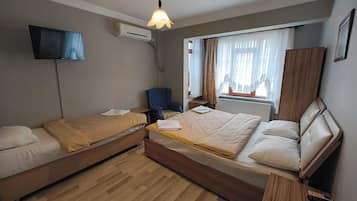 Free WiFi, bed sheets
