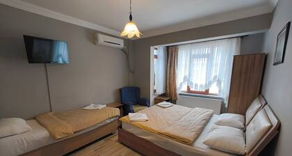 Taç Home