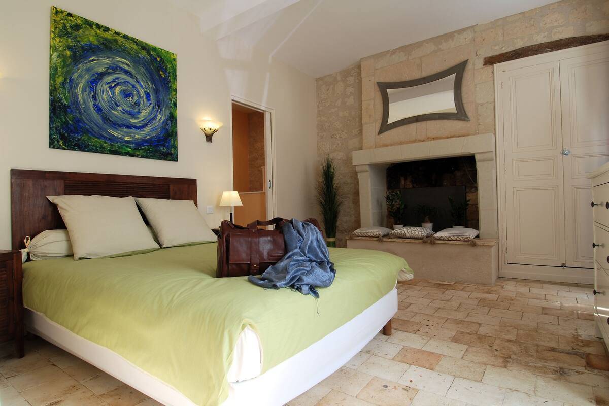 Comfort Double Room, Ensuite, City View (La Roche Bleue)