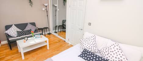 Apartment, 1 Double Bed with Sofa bed | Living area