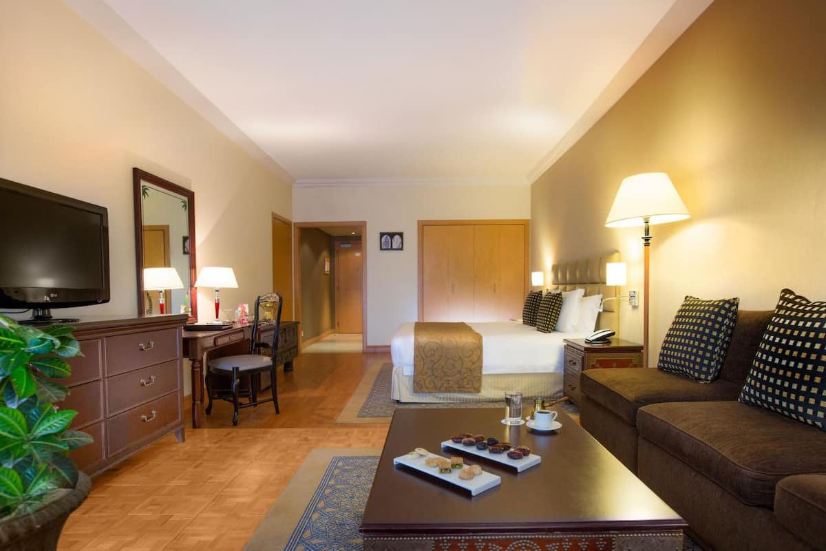 1 bedroom, minibar, in-room safe, desk