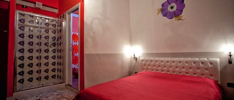 Rom – comfort, ikke-røyk, byutsikt | Sengetøy av topp kvalitet og senger med overmadrass