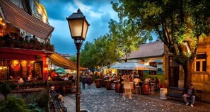 Outdoor dining - Central Spot Apartments (Belgrade)