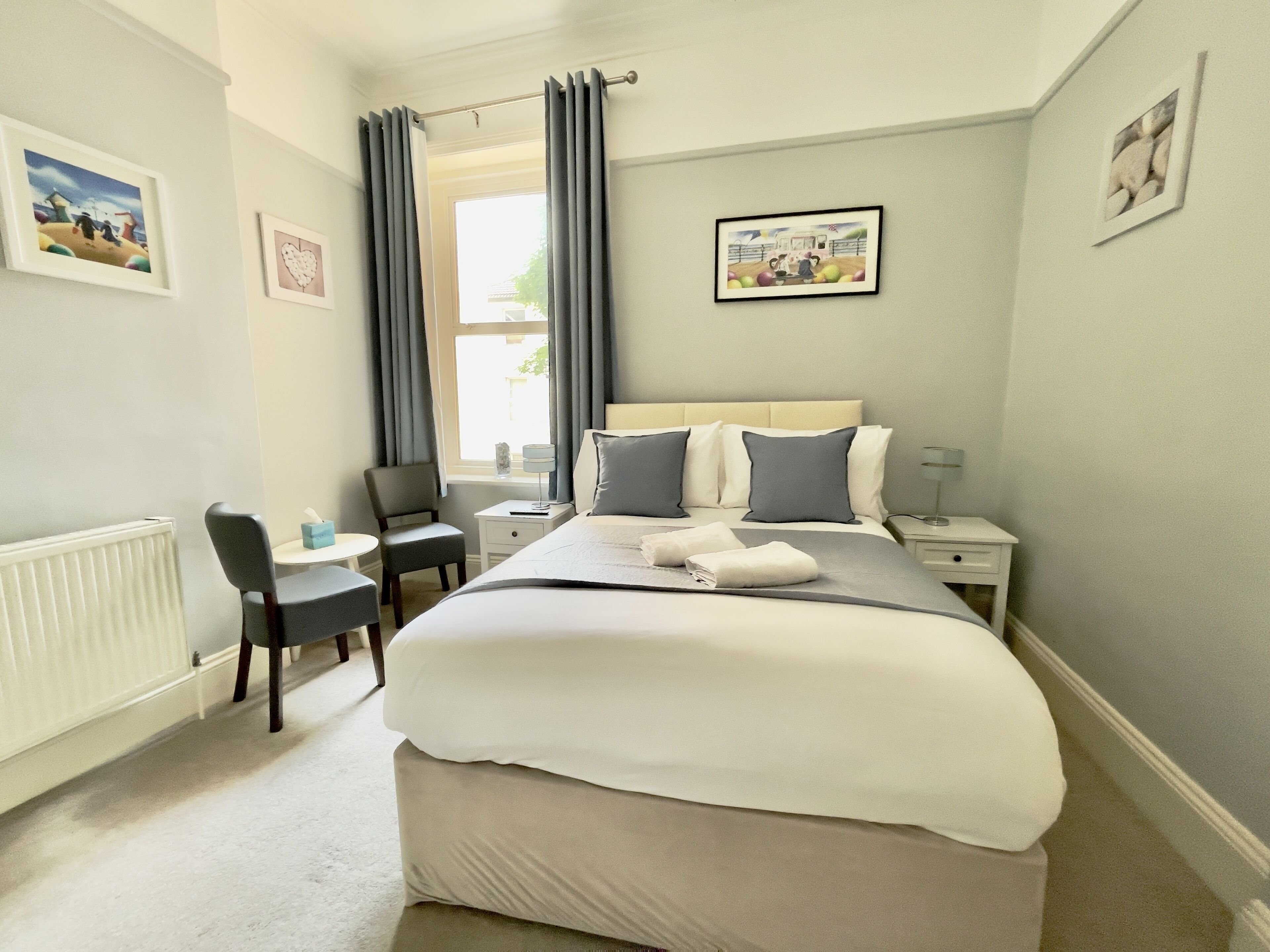 basic double room (access to all-day tea room) | 1 bedroom, soundproofing, iron/ironing board, free wifi