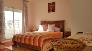 Classic Suite, 1 Queen Bed, Bay View (Marrakchi) | Premium bedding, individually decorated, individually furnished - Tanjitan Hospitalite (Hjar Ennhal)
