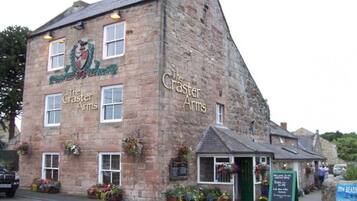 Konaklama yerinin ön cephesi