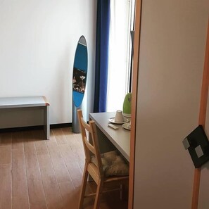 Double Room | Individually furnished, desk, blackout curtains, iron/ironing board - La casa del viaggiatore (Catania)