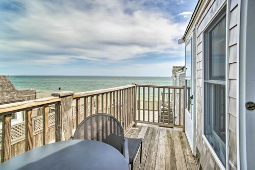 Harbor Views + Private Deck: Waterfront P-Town Apt