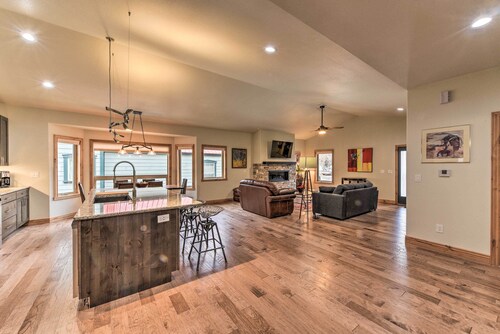 Charming Buena Vista Home ~ 1 Block to Main Street