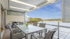 Outdoor dining - Kiama Sunrise, Kiama, South Coast (Kiama)