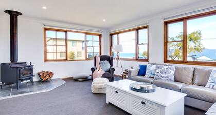 Gerroa Dreaming, Gerroa