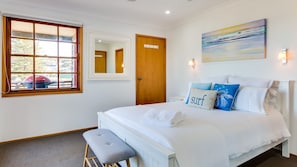 4 Schlafzimmer, Bügeleisen/Bügelbrett, kostenloses WLAN, Bettwäsche