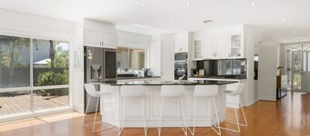 DIAMOND BAY RETREAT - SORRENTO