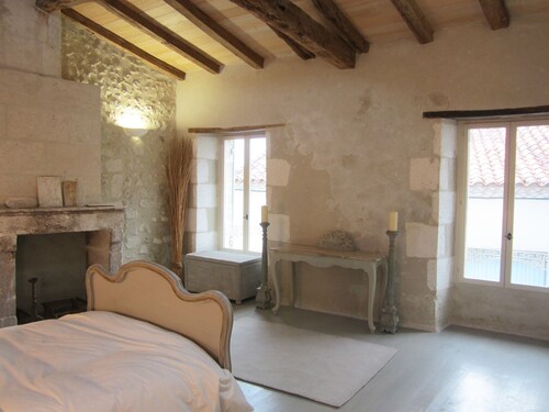 Romantic/Elegant Barn Conversion