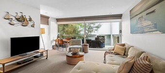 A Touch Of Class - Forget The Car!