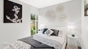 3 bedrooms, Internet, bed sheets