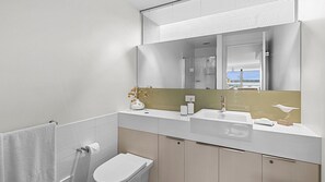 Bathtub