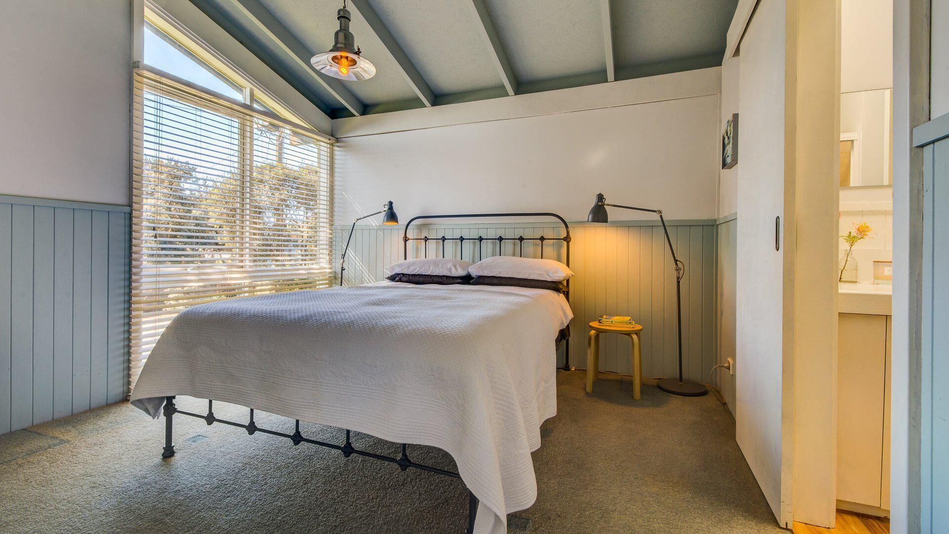 2 bedrooms, Internet, bed sheets