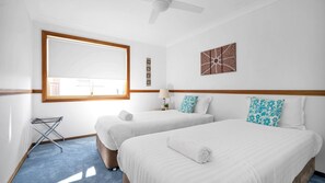 6 chambres, fer et planche à repasser, Wi-Fi gratuit, draps fournis
