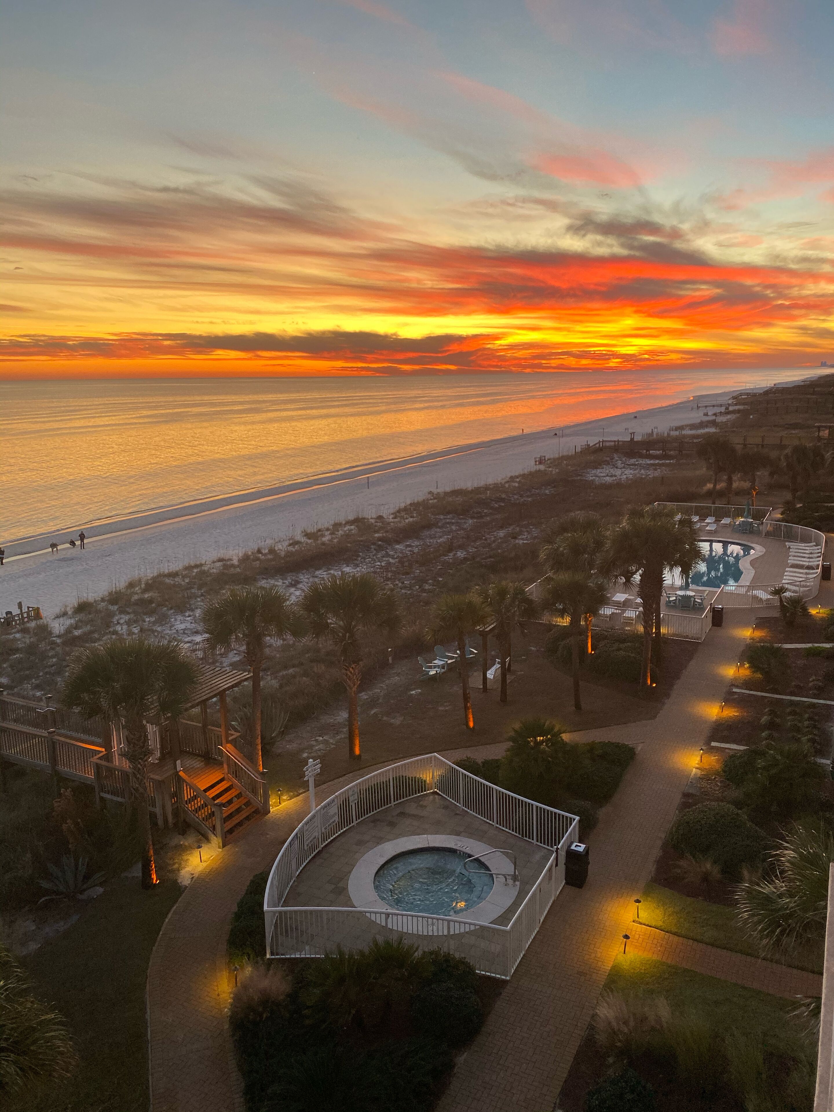 室外泳池、暖水池