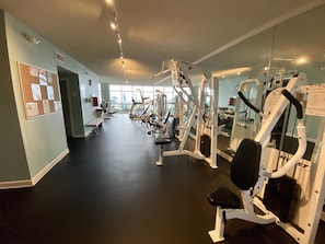 Fitness facility - 🏖Beachfront Retreat on Perdido Key. Two Pools, Hot Tub, and Gym🏖 (Perdido Key)