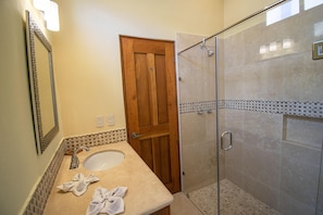 Hair dryer, towels - Centro Historico Casa with Outdoor Roof Top Space (Mazatlan)