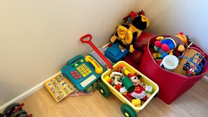 Children's area - Pandora54 - a short walk to the shops and cafes (Venus Bay)