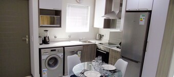 Executive welcoming condo near Monte Casino and Fourways mall