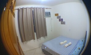 2 makuuhuonetta, silitysrauta/-lauta, Wi-Fi, vuodevaatteet
