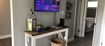 Capital City Condo #1 close to Interstate, Water Park, Restaurants and Shopping