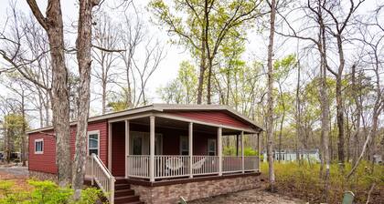 Swan Lake Resort SE ADMITEN MASCOTAS GRATIS nuevas reservas 10 mi a AC 1 mi. Smithville