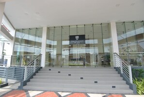 ด้านหน้าที่พัก