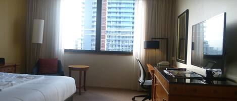 1 bedroom, iron/ironing board