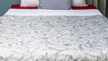 1 chambre, fer et planche Ă  repasser, Wi-Fi, draps fournis