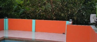 Spacious one bedroom apartment in a quiet Castries Suberb