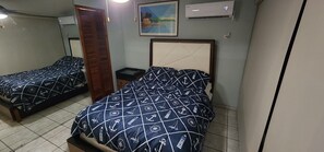 2 chambres, bureau, fer et planche à repasser, Wi-Fi gratuit