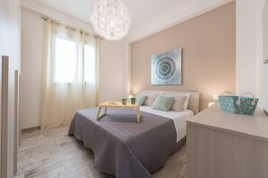 3 soverom, strykejern/-brett, wi-fi og sengetøy