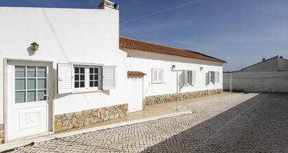 White House by ACasaDasCasas