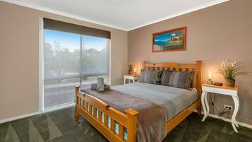 4 bedrooms, iron/ironing board, travel crib, bed sheets