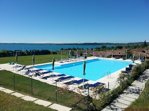 Piscine extérieure