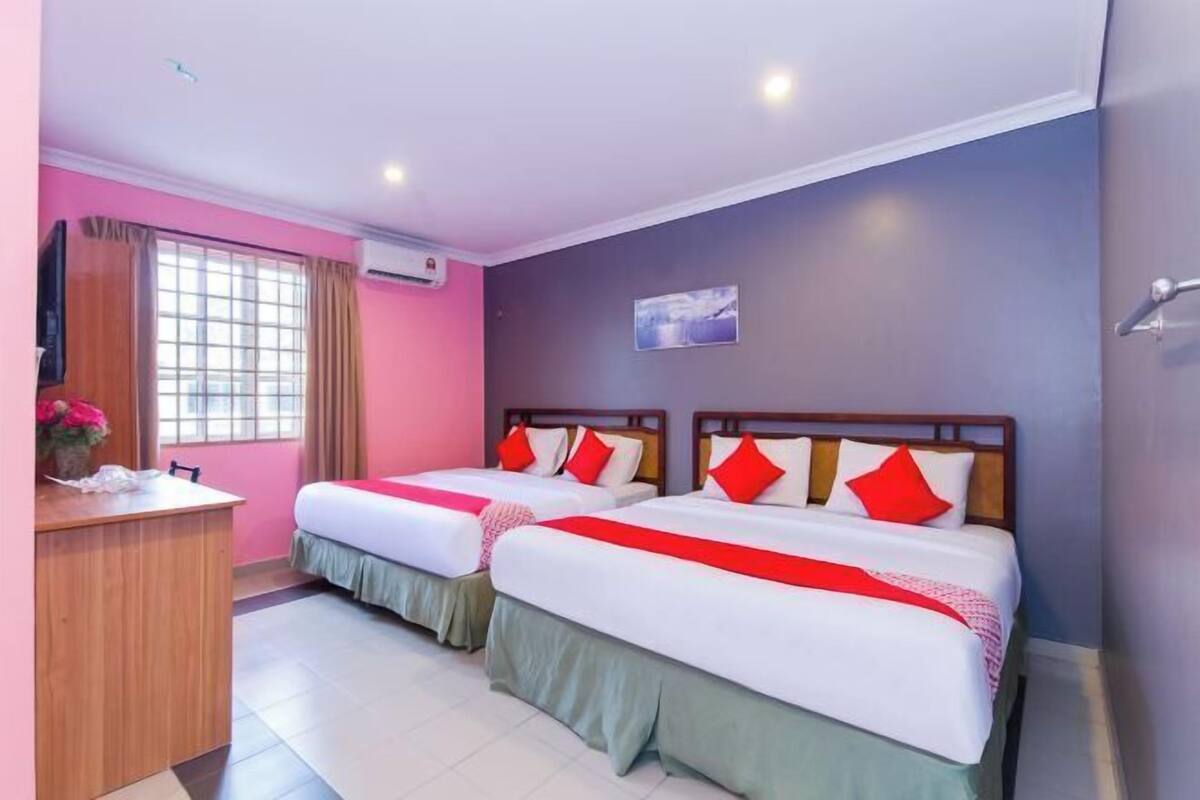 Desk, free WiFi, bed sheets