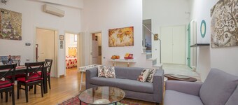 A romantic loft in the enchanting city of Siena with lift, Air C. and WIFi 