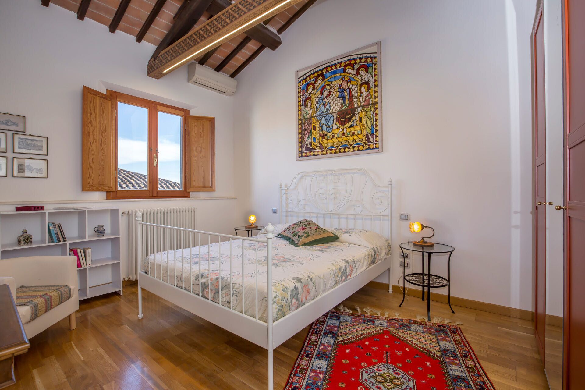 3 bedrooms, iron/ironing board, travel crib, WiFi